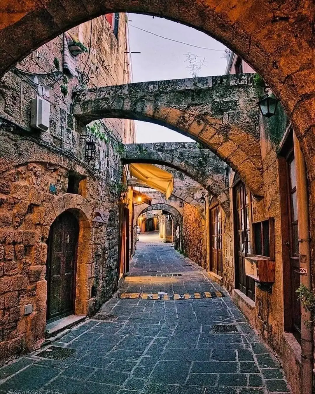 Rodos Adası Kaleiçi Sokakları
