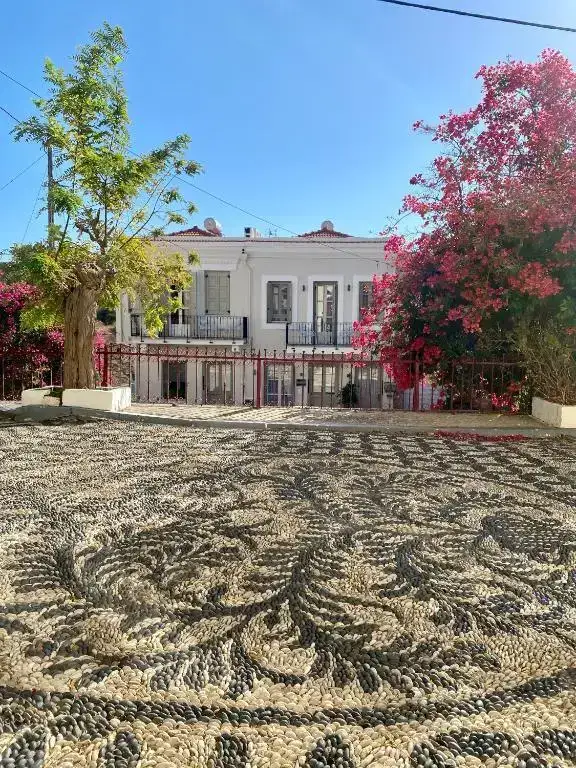 MY Volissos Apartments - Chios