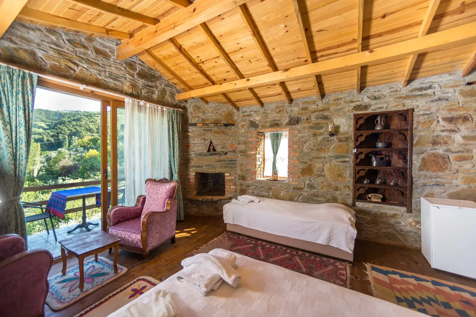 May 19 Holiday Hotels and Prices