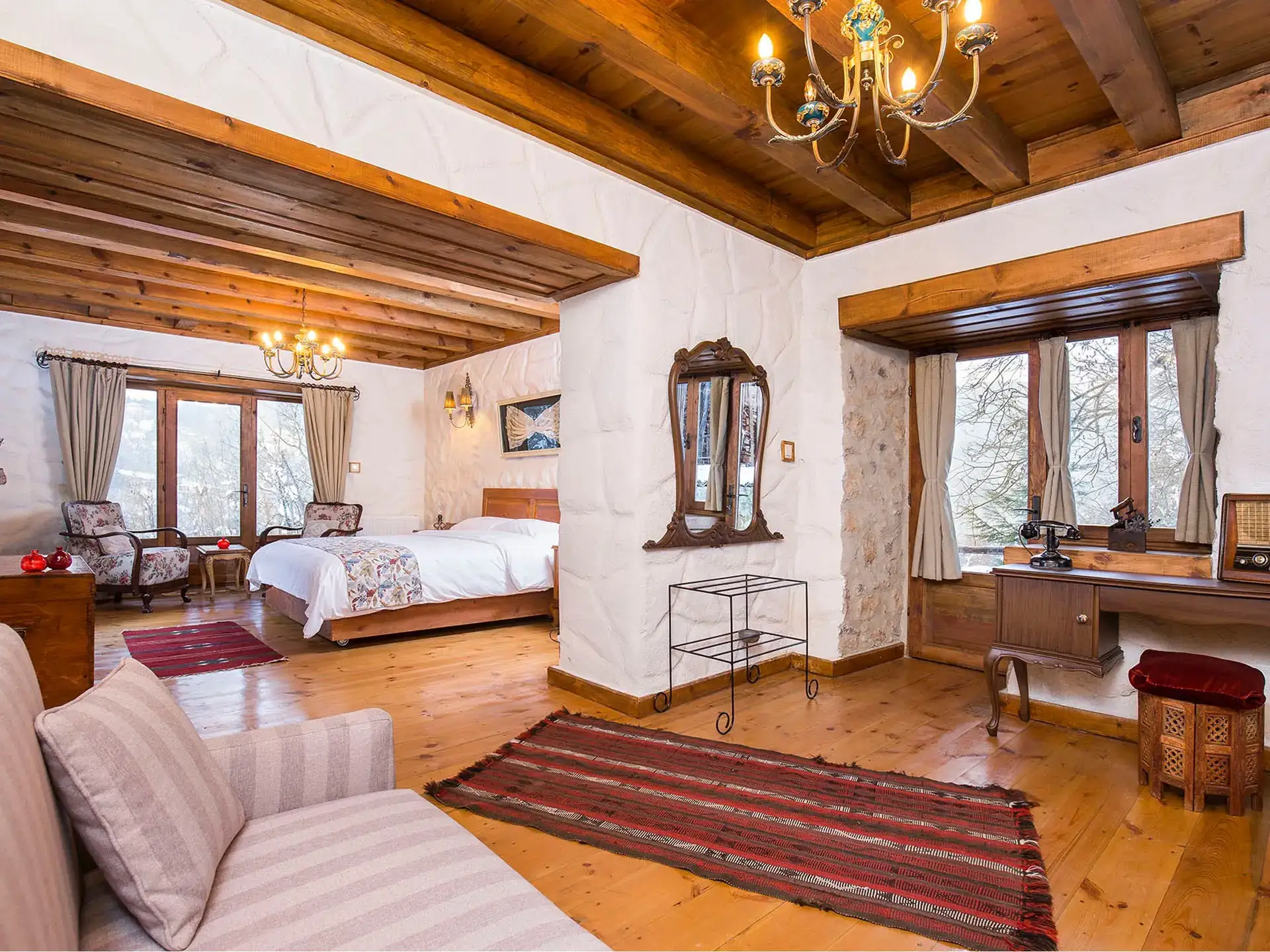 Yeşil &Ccedil;izme Doğa Evi