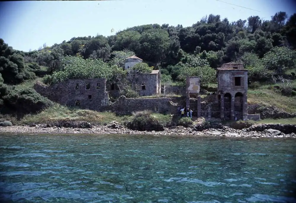 Cunda Taş Manastır