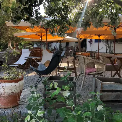 Akvaryum Otel