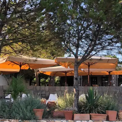 Akvaryum Otel