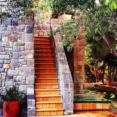 Akvaryum Otel