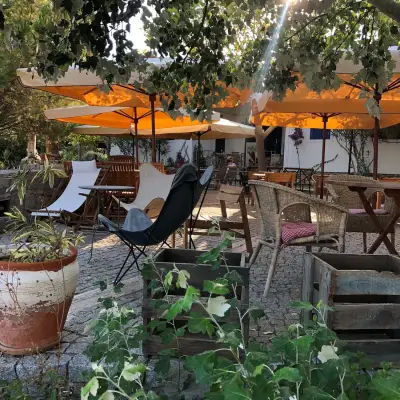 Akvaryum Otel