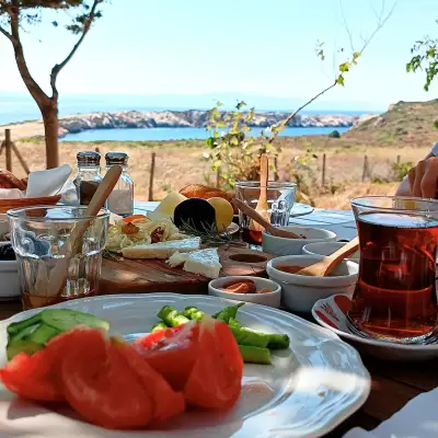 Akvaryum Otel