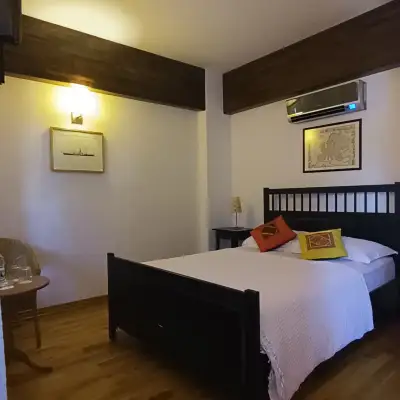Akvaryum Otel