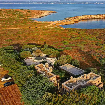 Akvaryum Otel