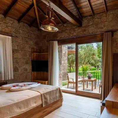 Assos Park Hotel