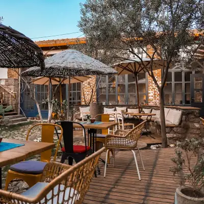 Attalos Suites Hotel