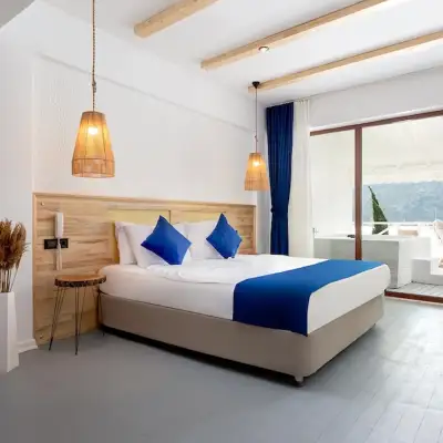 Baldan Suites, +12