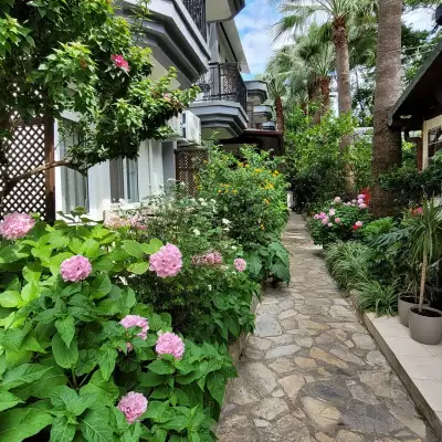 Canada Hotel & Bungalows