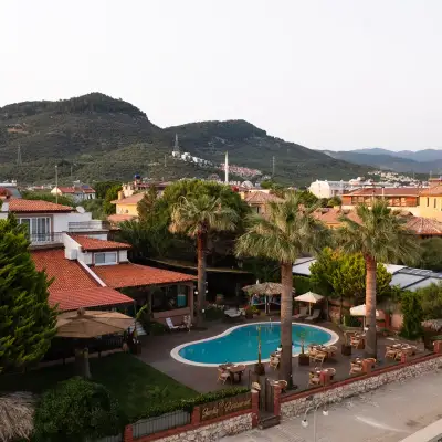Casa Linn Hotel, +12