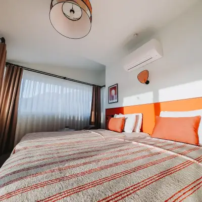 Diplomat Suites