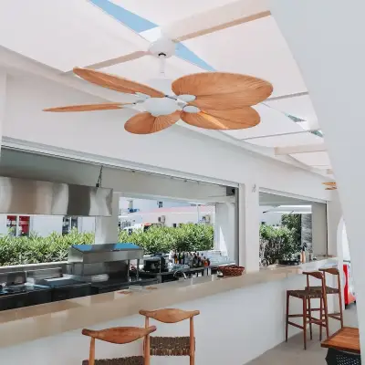 Diplomat Suites