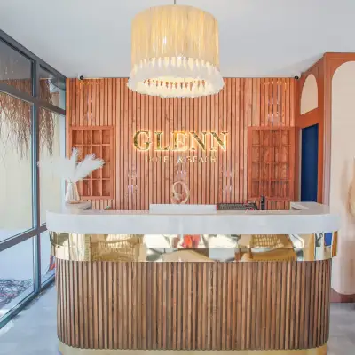 Glenn Hotel & Beach