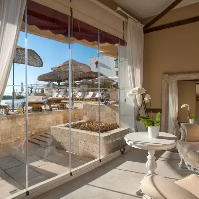 Hotel Carina