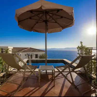 Hotel Jirasol, Ayasaranda Koyu