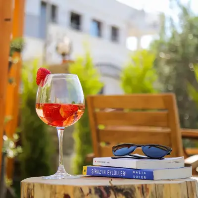 Huzurla Otel