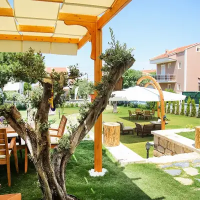 Huzurla Otel