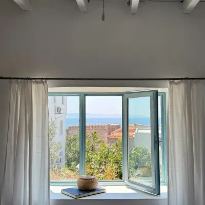 İki Oda Bir Avlu