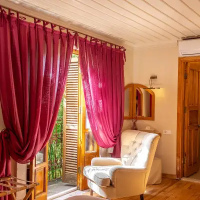 Jade Residence, Adult Only