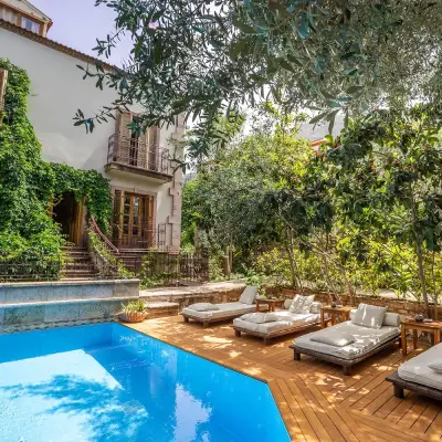 Jade Residence, Adult Only