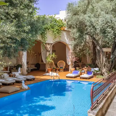Jade Residence, Adult Only