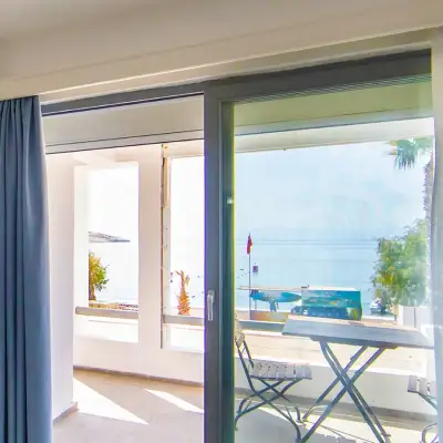 Kefi Beach & Suites