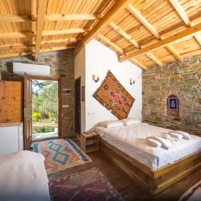 Kırkınca Dağ Evleri