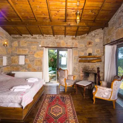 Kırkınca Dağ Evleri