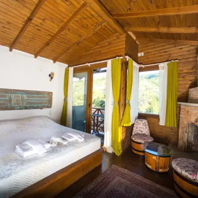 Kırkınca Dağ Evleri