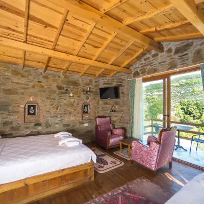 Kırkınca Dağ Evleri