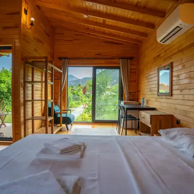 Lemon Garden Lodge