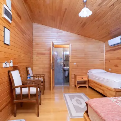 Lemon Garden Lodge