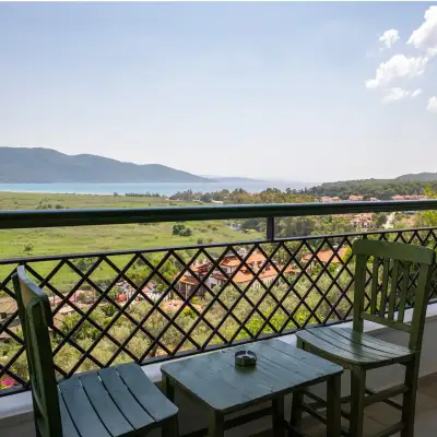 Lu-ix Hotel & Suites