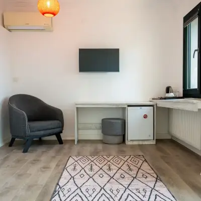 Lu-ix Hotel & Suites