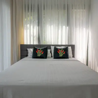 Lu-ix Hotel & Suites