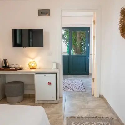 Lu-ix Hotel & Suites