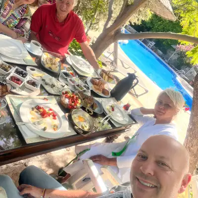 Mandarin & Mango Hotel,+12