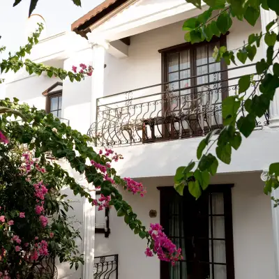 Mare Garden Hotel