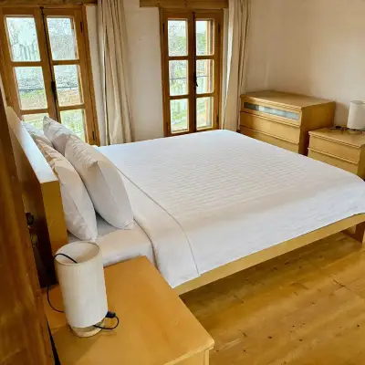 Menekşe Evi