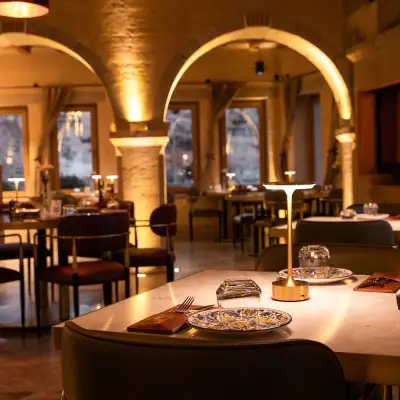 MillStone Cave Suites