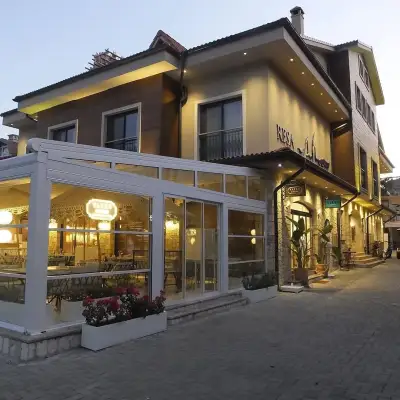 Resa Hotel