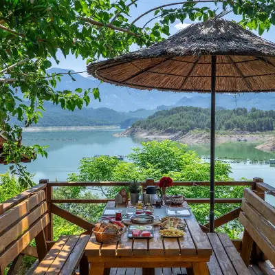 Saklı Göl Evleri Glamping Resort