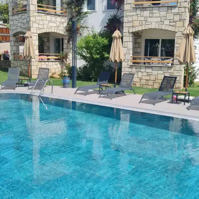 Sun Garden Apart