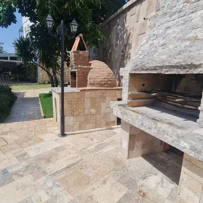Sun Garden Apart