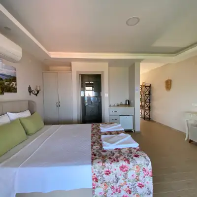 Suna House Hotel
