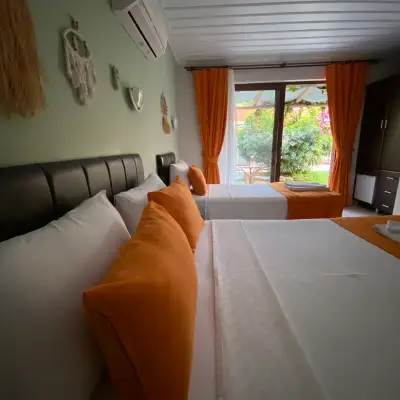 Suna House Hotel