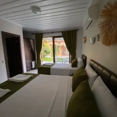 Suna House Hotel